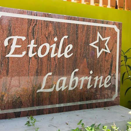 Etoile Labrine Guest House La Digue  Extérieur photo
